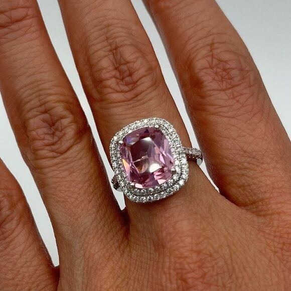 Topaz earrings, 925 sterling silver, pale pink, classic halo emerald cut. - Picture 10 of 16